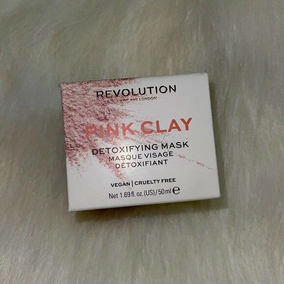 🎉3/$25🎉 Revolution | Pink Clay Detoxifying Mask - Picture 1 of 1